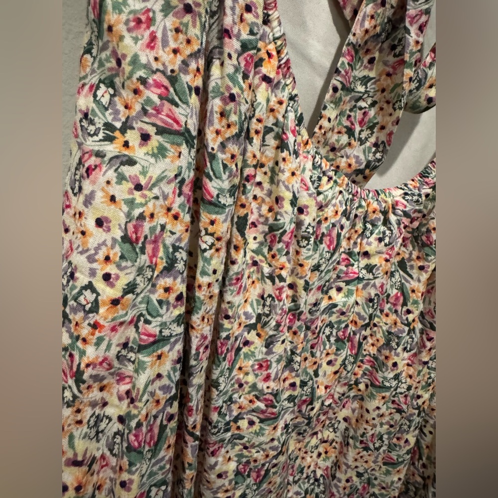 NWT Floral Ruffle Dress - Picture 8 of 8